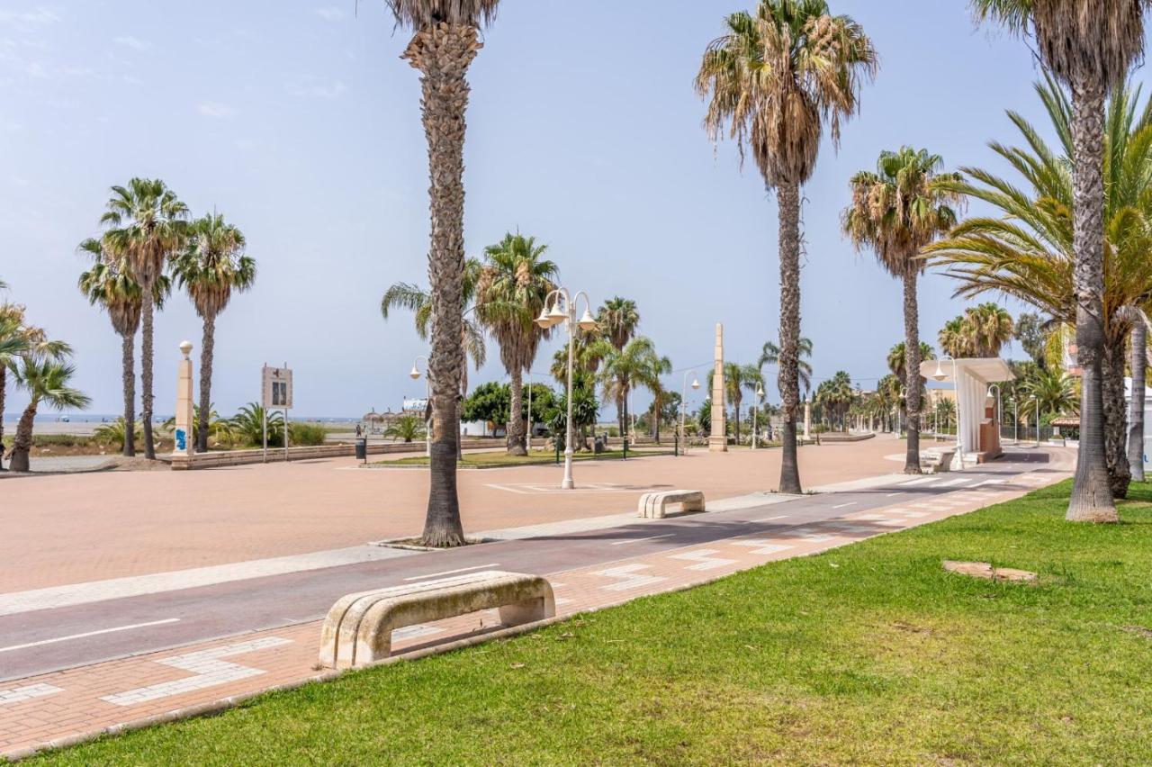 Lujo Frente Al Mar. Luxury On The Beachfront. Motril Exterior photo
